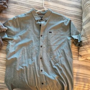 RVCA button down XL